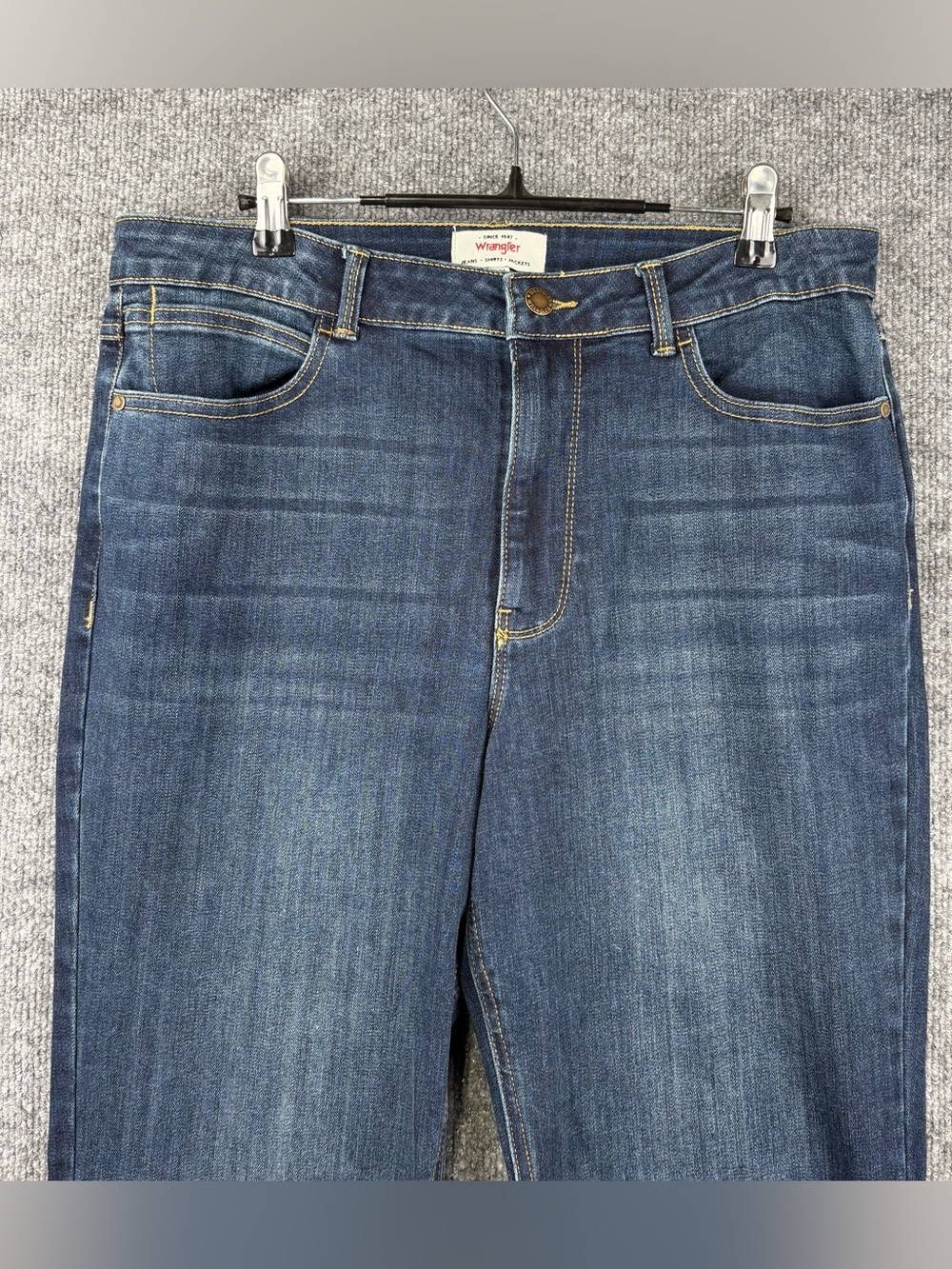 Wrangler boot cut high rise 12/31 stretch women’s jeans dark blue